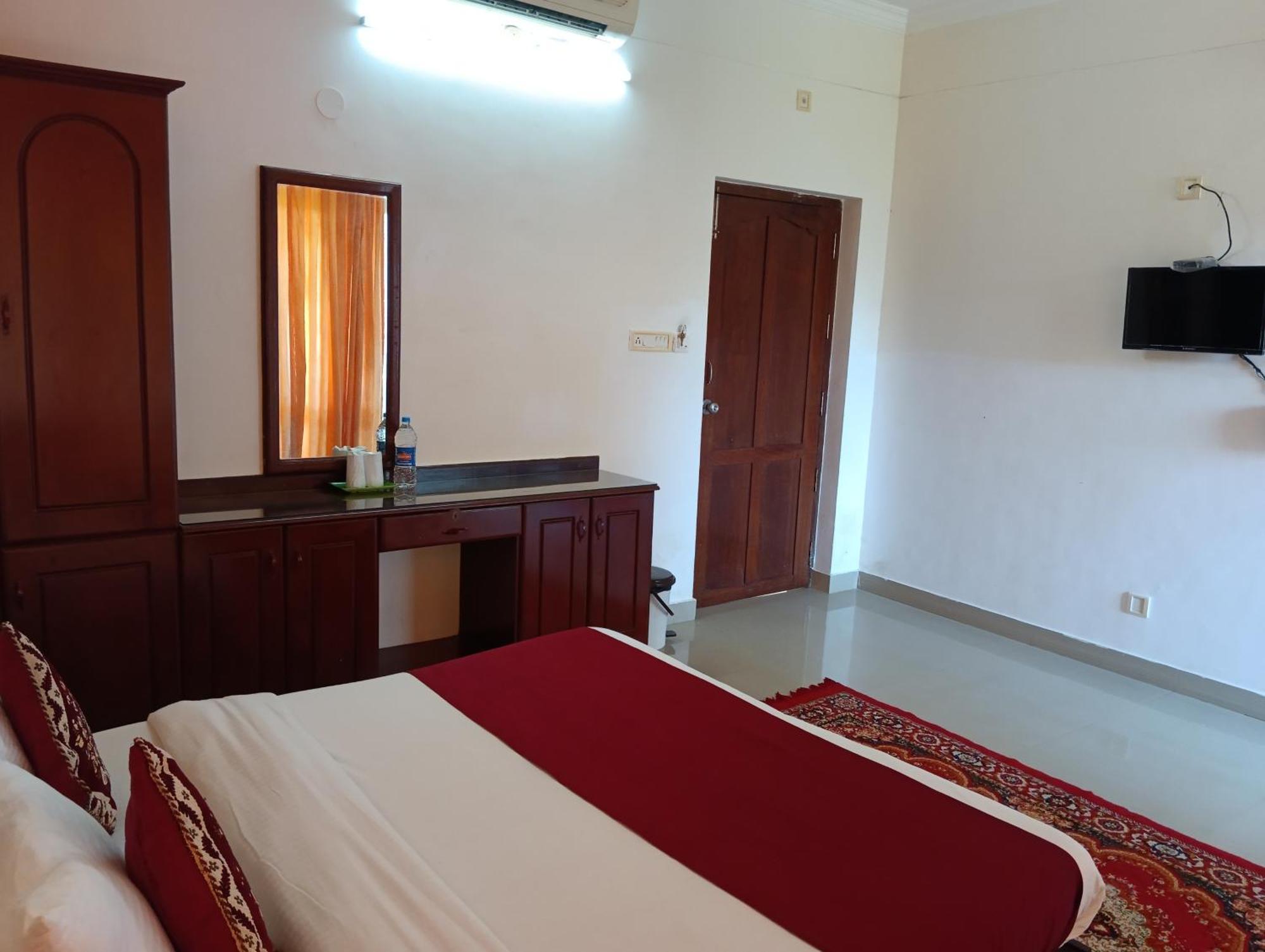 Vedantha Inn Ковалам Екстериор снимка